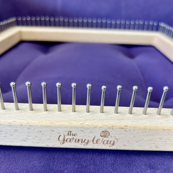 The Heartstring Pin Loom - 30x30cm - Image 2