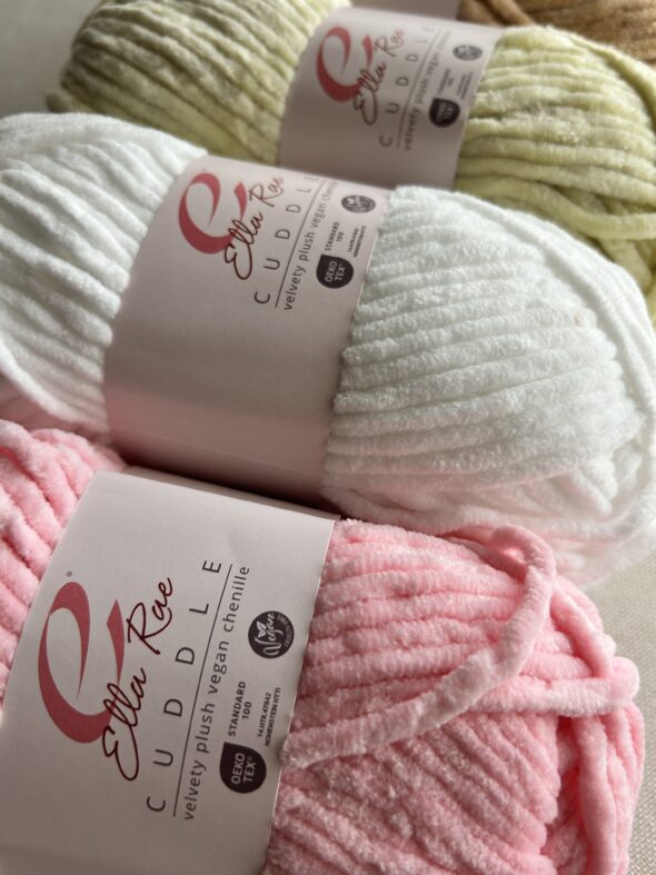 Ella Rae Cuddle Plush Yarn (7)