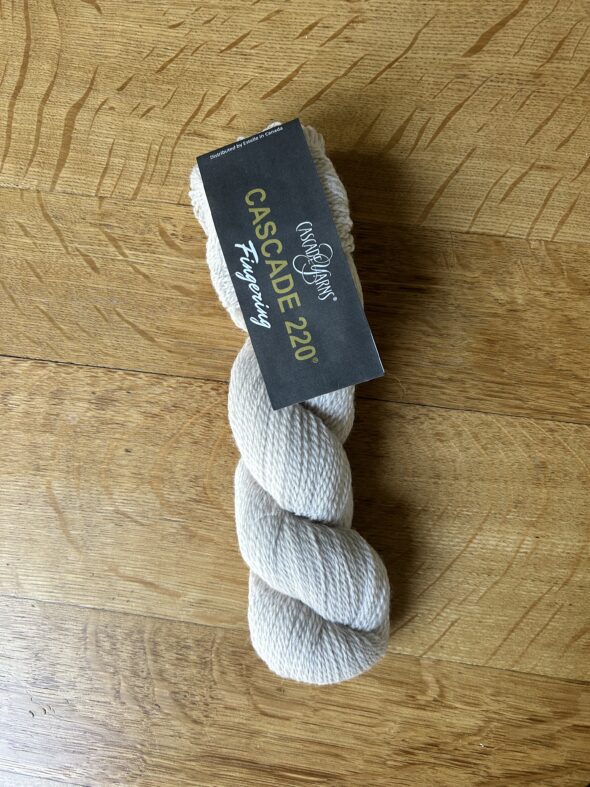 Cascade Yarns 220 Fingering - Buff
