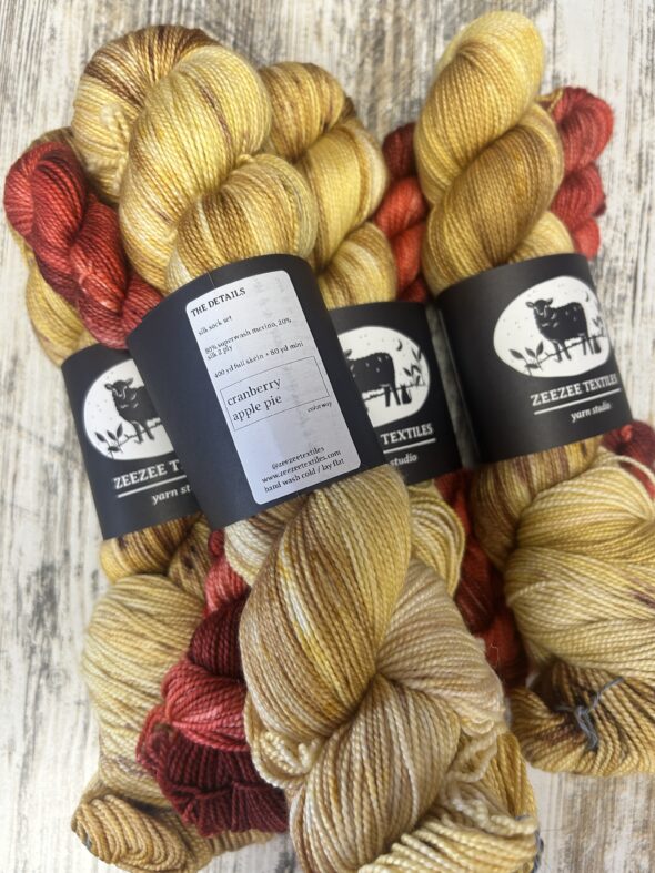 ZeeZee Textiles Silk Sock Set - Cranberry Apple Pie