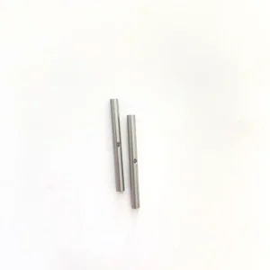 Turn your interchangeable needle tips into a flexible straight needle or stitch holder with these handy metal tip connectors.