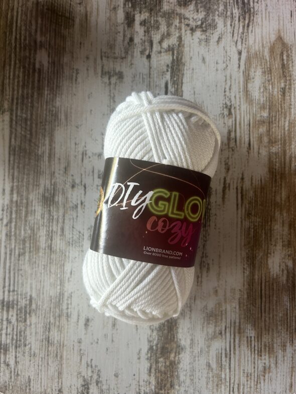 Lion Brand DIY Glow Cozy Glow in the Dark Yarn - White